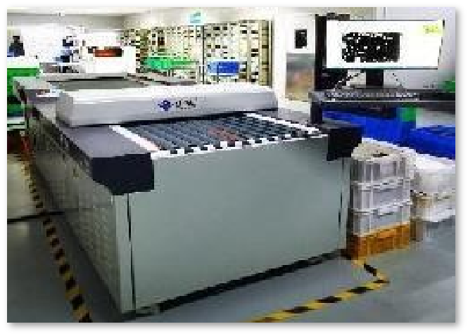 驗孔機